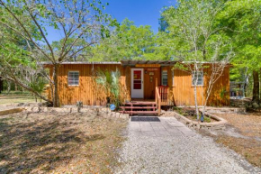 Fire Pit and Boat Dock Peaceful Dunnellon Cabin!